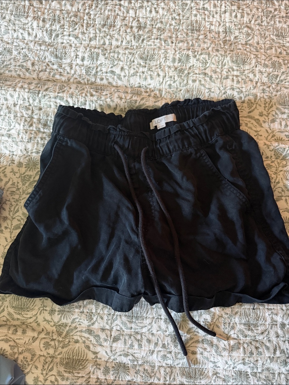 LOFT Black Women's Elastic Waist Drawstring Athletic Shorts